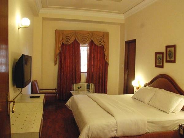 Hotel Shiva Residency Dehradun Bagian luar foto
