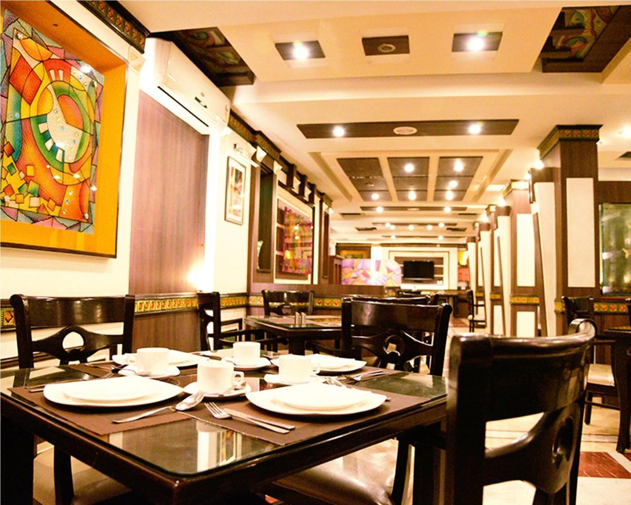 Hotel Shiva Residency Dehradun Bagian luar foto