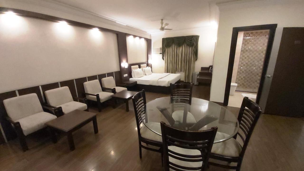 Hotel Shiva Residency Dehradun Bagian luar foto