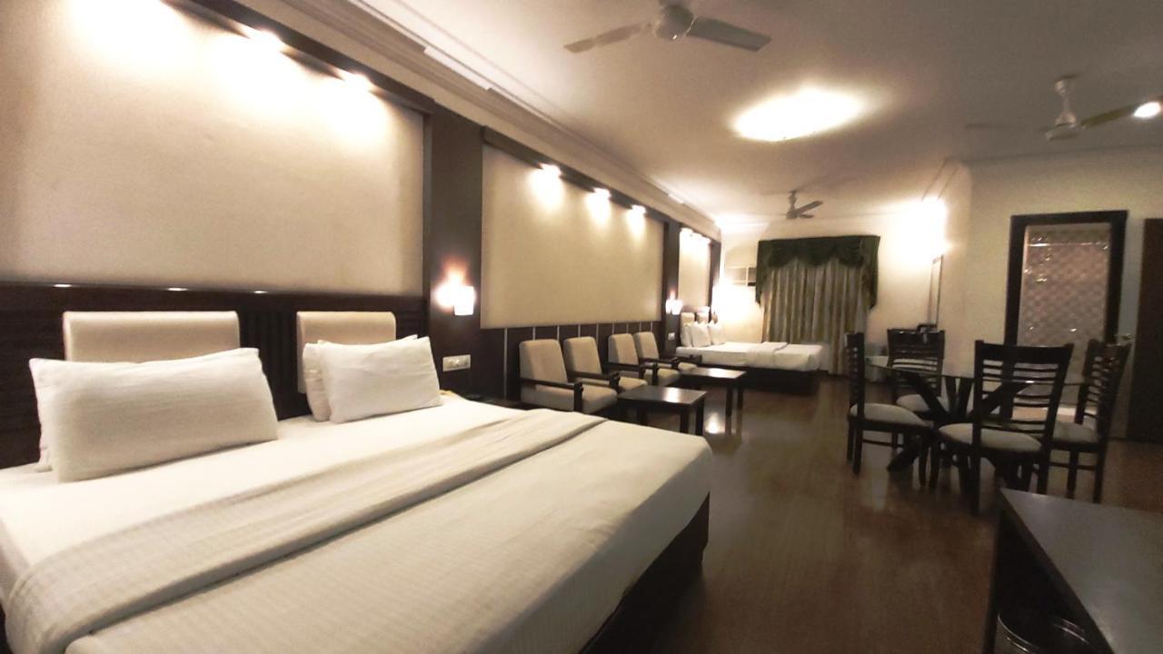 Hotel Shiva Residency Dehradun Bagian luar foto